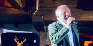 Il noto attore siciliano Jerry Calà è stato colpito nella notte tra venerdì e ieri 18 marzo 2023 da un malore ed è stato sottoposto ad un tempestivo intervento per uno stent coronario in una clinica a Napoli, città dove l’artista si trova in questi giorni per girare il suo nuovo film