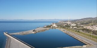 Si è conclusa la prima fase degli studi tecnici, richiesti dall’Autorità di Sistema Portuale dello Stretto all’Università Mediterranea di Reggio Calabria, finalizzati a valutare lo stato delle infrastrutture marittime del Porto di Saline e a definire una strategia per il suo recupero funzionale