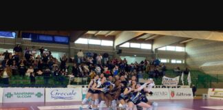 Altra prestazione super della Desi Shipping Akademia Sant’Anna che alla Cittadella Sportiva Universitaria, di fronte ad un pubblico calorosissimo che ancora una volta ha gremito le tribune dell’impianto sportivo universitario, ha regolato con un 3-1 finale la Orocash Lecco, ottenendo la terza vittoria consecutiva e, soprattutto, altri 3 punti fondamentali per la propria corsa salvezza