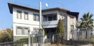 Nella serata del 4 aprile scorso, i Carabinieri della Stazione di Piraino, in collaborazione con i militari della Stazione di Gioiosa Marea e del Nucleo Operativo e Radiomobile della Compagnia di Patti hanno arrestato, in flagranza, tre uomini, tutti romeni di età compresa tra i 20 e 35 anni, per tentato furto aggravato, in concorso