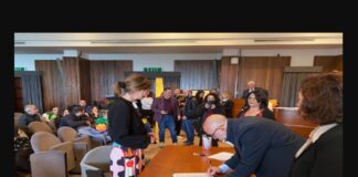 È stata ufficializzata oggi con la firma dei contratti, presso il Palazzo dei Congressi dell’AOU G. Martino di Messina, la stabilizzazione di 131 dipendenti precari dell’AOU “G. Martino”