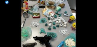 Una significativa attività di indagine, condotta dagli investigatori del commissariato “Colombo”, ha portato all’arresto di 3 uomini gravemente indiziati del reato di spaccio di sostanze stupefacenti e al sequestro di più di 13 kg di droga tra hashish, marjuana e cocaina