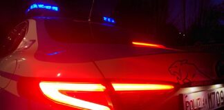 Il Questore di Perugia Giuseppe Bellassai…, nelle ore scorse ha emesso 9 DASPO nei confronti di altrettanti ragazzi che, circa un anno fa, all’interno di una discoteca di Città di Castello, si erano resi protagonisti di un grave e violento episodio