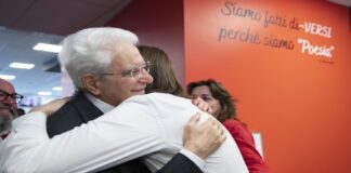 Il Presidente Mattarella, in occasione della “Giornata mondiale per la consapevolezza sull’autismo”, è stato ospite a Monza di “PizzAut”, un innovativo modello di inclusione sociale nato per offrire ai ragazzi autistici un presente fatto di dignità e lavoro, per costruire il loro futuro