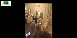Già lo scorso venerdì 28 aprile 2023, a Messina presso il ‘Ritrovo Fellini’ di piazza Immacolata di Marmo si era registrato un successo durante il vernissage dell’iniziativa “Emozioni a Colori”: si è trattato della seconda personale dell’artista messinese Francesco Bavastrelli