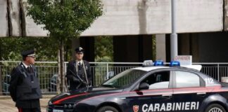 I carabinieri del Nucleo operativo e radiomobile della Compagnia di Alcamo (Trapani) hanno arrestato un 32enne, già noto alle forze dell’ordine, per resistenza a pubblico ufficiale e danneggiamento aggravato