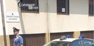 Follia di violenza nelle mura domestiche del Catanese, un uomo tenta di strangolare la moglie e minaccia di morte i figli: l’uomo, un 48enne, arrestato oltretutto in quanto recidivo