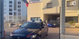 Sgomberato da un appartamento di edilizia popolare a Ostia, che occupava da quasi vent’anni, l’erede del clan Spada Roberto, dopo il sequestro dell’immobile eseguito dai carabinieri nell’aprile scorso