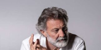 Luca Barbareschi e la sceneggiatrice del film “Il Postino” Anna Pavignano al Marefestival Salina per ricordare Troisi: riceveranno il Premio in memoria dell’attore napoletano anche Enzo Iacchetti, Vittoria Belvedere, Lucrezia Lante della Rovere, Michela Andreozzi e gli Audio2