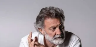 Luca Barbareschi e la sceneggiatrice del film “Il Postino” Anna Pavignano al Marefestival Salina per ricordare Troisi: riceveranno il Premio in memoria dell’attore napoletano anche Enzo Iacchetti, Vittoria Belvedere, Lucrezia Lante della Rovere, Michela Andreozzi e gli Audio2