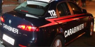 I Carabinieri del Nucleo investigativo di Napoli e della Compagnia Napoli Stella hanno eseguito due ordinanze di custodia cautelare, emesse dal gip del Tribunale di Napoli su richiesta della Dda partenopea, a carico di 16 persone, ritenute gravemente indiziate, a vario titolo, dei reati di associazione di tipo mafioso, estorsione, usura, esercizio abusivo di attività finanziaria, trasferimento fraudolento di valori, riciclaggio, autoriciclaggio e false fatturazioni per operazioni inesistenti, aggravati dalla finalità di agevolare il clan camorristico Contini