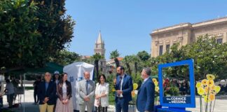 È partita oggi da Messina l’edizione 2023 de “L’Italia in Cornice”, la campagna ideata da Corepla, il Consorzio Nazionale per la Raccolta, il Riciclo e il Recupero degli Imballaggi in Plastica, per sensibilizzare i cittadini sulle buone pratiche da intraprendere affinché gli imballaggi in plastica siano correttamente recuperati e trasformati in nuove risorse per il territorio