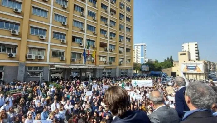 Sciopero ambulatori analisi del 5 aprile