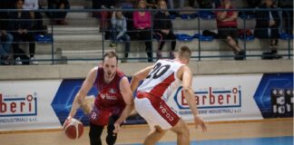 Nuovo colpo di mercato della Basket School Messina: la società peloritana potenzia il settore lunghi del roster che affronterà il primo campionato di serie B della sua storia