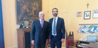 Il sindaco Federico Basile ha ricevuto oggi pomeriggio a palazzo Zanca l’amministratore delegato della società Stretto di Messina Pietro Ciucci per fare il punto sulle attività in corso e in programmazione per la realizzazione del ponte sullo Stretto