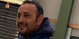 Incidente sul lavoro in un cantiere edile nel Messinese: un operaio di 40 anni, Renzo Sciammetta, è morto dopo un volo da circa 4 metri di altezza