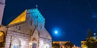 Arriva una nuova ordinanza del sindaco Basile, dopo quella di appena un mese fa, sulla movida estiva con una stretta sugli orari della musica