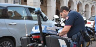 Prosegue l’attività di controllo del territorio da parte della Polizia di Stato in provincia, finalizzata alla prevenzione e repressione dello spaccio di stupefacenti per porre un freno al mercato dello spaccio e contrastare il consumo si sostanze stupefacenti tra i giovani