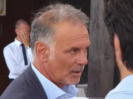 La Marina del Nettuno, diventata la “casa dello sport” dopo avere ospitato la trasmissione sportiva di Sky, è stata ieri, teatro della prima uscita ufficiale dell’Acr Messina