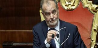 «Esprimo la mia solidarietà al ministro per gli Affari regionali e le autonomie, Roberto Calderoli, per le gravi minacce ricevute e la mia ferma condanna nei confronti di atti di natura violenta e caratura mafiosa che vanno ben oltre il dissenso e le vedute diverse»