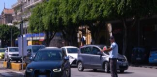 Ogni anno, il periodo estivo porta con sé un aumento significativo dei flussi veicolari nelle città e nelle località turistiche: per far fronte a questa sfida, è essenziale avere piani ben strutturati per la gestione del traffico e garantire la sicurezza pubblica