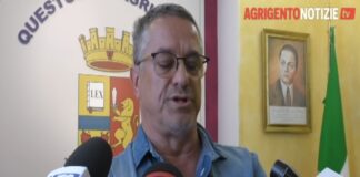 “Non serve a nulla fare pressione sul questore, anzi lo innervosisce… non servono le chiamate del sottosegretario, del ministro e del politico di turno che non appena apprendono quali sono i motivi del questore, giustamente si arrendono e dicono: ‘Ha ragione, insista!’… per ora ho avuto a che con persone perbene che hanno perfettamente compreso e quelle chiamate hanno avuto un effetto rebound per chi cercava di aggirare le situazioni usando la pressione politica”