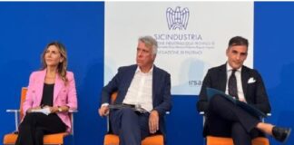 «Il governo regionale si è posto l’obiettivo di andare incontro alle esigenze di imprese e imprenditori del territorio, con misure finanziarie ma anche in termini di sicurezza e riqualificazione delle zone industriali: due elementi imprescindibili per richiamare interessi e capitali, garantire vivibilità e qualità della vita non solo per i lavoratori ma anche per gli utenti delle aziende insediate»