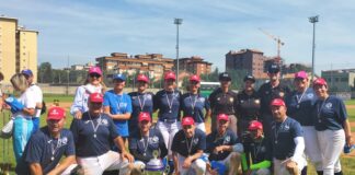 Weekend entusiasmante e ricco di soddisfazioni quello conclusosi la settimana scorsa per la SSD UniMe che, nella splendida cornice dello stadio di Baseball di Bollate (Milano) si aggiudica il torneo “Esordienti” di Baseball per Ciechi, manifestazione realizzata dalla Commissione Baseball Giocato da Ciechi della Federazione Italiana Baseball Softball e da C.A.O.S. (Centro Ascolto Operate al Seno) di Varese in collaborazione con ASST Grande Ospedale Metropolitano di Niguarda e ASST Fatebenefratelli Sacco, rivolta alle squadre che potenzialmente prenderanno parte al campionato di Serie A 2023/24