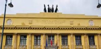 Una riduzione di condanna e un’assoluzione, più alcune dichiarazioni di prescrizione: s’è chiuso così nel tardo pomeriggio di ieri il processo d’appello per il crac del settimanale messinese Centonove davanti al collegio di secondo grado presieduto dal giudice Alfredo Sicuro, nei confronti dei due imputati rimasti rispetto al quadro iniziale di indagati e accuse