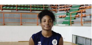 Dopo aver rotto il ghiaccio con la vittoria per 3-2 contro Altafratte Padova, Akademia Città di Messina si prepara l’esordio (in campionato con due punti in classifica ed una dimostrazione di grinta e carattere) al Palarescifina, in programma domenica 15 ottobre, alle ore 15.00, contro Como