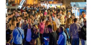 Il taglio del nastro per un frizzante scenario sulla birra siciliana avverrà venerdì 27 al Giardino Corallo con “Messina Pop Up Beer” che vi intratterrà fino a domenica 29 ottobre dalle ore 19 all’1:00 concedendovi la possibilità di degustare i prodotti di pregiate realtà dell’Isola e di trascorre delle serate con live music insieme a personaggi noti dello spettacolo