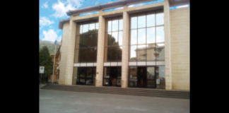 Il GIP del Tribunale di Patti, Andrea La Spada, ha archiviato le accuse di omicidio colposo nei confronti di Rosa Sciliberto, un’automobilista di Torrenova, che il 24 luglio 2022 si era scontrata con un ciclista, proveniente dalla direzione opposta, sulla strada provinciale di collegamento tra Sant’Agata di Militello e Torrenova