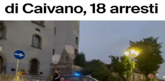 Diciotto persone sono state arrestate dai Carabinieri nell’ambito di un’inchiesta sulle infiltrazioni della criminalità organizzata nelle attività di governo e dell’amministrazione del comune di Caivano (sciolto per mafia dal Consiglio dei ministri lo scorso 16 ottobre) in particolare nella gestione degli affidamenti degli appalti per i lavori pubblici