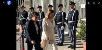 Caltanissetta, commemorazione dei defunti: il Questore Pinuccia Albertina Agnello stamattina ha deposto una corona presso il Monumento dedicato ai caduti della Polizia di Stato