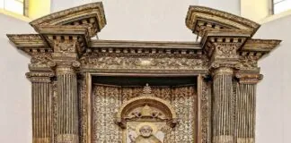 Nel 1523 Antonello Gagini “scultore rarissimo e singolare” concepiva un’opera straordinaria di eterna bellezza, raffigurante San Nicola da Bari seduto in trono