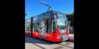 “Si avvisano i signori clienti che, per una problematica di natura tecnica, tutte le corse della linea tranviaria risultano soppresse: Il servizio verrà integralmente sostituito con autobus ‘linea 28’ i nostri tecnici sono di già al lavoro per il ripristino del guasto”