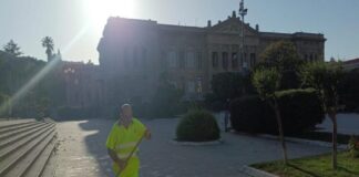 I responsabili della Messinaservizi Bene Comune…, attraverso un odierno comunicato stampa… annunciano che l’8 Dicembre, Festa dell’immacolata, si svolgerà regolarmente il servizio di raccolta, trasporto e spazzamento dei rifiuti