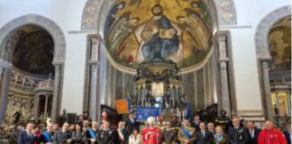 Si è svolta stamani in Cattedrale a Messina la Messa solenne in onore di Santa Barbara, Patrona dei “Servitori dello Stato”, alla presenza del vicesindaco Salvatore Mondello, dei titolari dei Comandi della Marina Militare, Vigili del Fuoco, Artiglieri e Genieri e delle massime autorità civili e militari