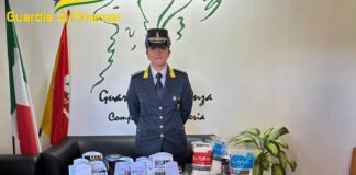 I militari del Comando provinciale della Guardia di finanza di Palermo nelle ore scorse hanno proceduto in una maxi operazione che ha riguardato oltre 200 mila accessori di vario genere non conformi alle norme dell’Ue