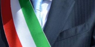 «Abbiamo recepito il grido d’aiuto dei sindaci siciliani e dell’Anci e siamo già a lavoro, su indicazione del presidente della Regione Renato Schifani, per rifinanziare gli aiuti ai Comuni per compensare gli aumenti dei costi a seguito del trasferimento all’estero dei rifiuti»