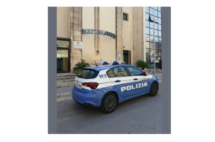 QUESTURA RAGUSA DIVIETO