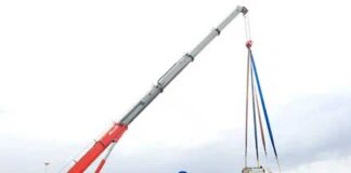 Messina, incidente al Porto di Tremestieri: furgone finisce in Mare, indenne l’82enne alla guida