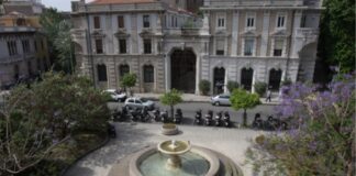 Luci spente per sensibilizzare sul tema del risparmio energetico e dei cambiamenti climatici: anche quest’anno il Comune di Messina aderisce all’iniziativa “M’illumino di Meno”, promossa dalla trasmissione Caterpillar Rai Radio2 per la Giornata nazionale del risparmio energetico e degli stili di vita sostenibili