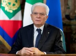 Il Presidente della Repubblica Sergio Mattarella attraverso una nota diffusa nelle ore scorse ha fatto presente al Ministro dell’Interno (Matteo Piantedosi), trovandone condivisione, che: “l’autorevolezza delle Forze dell’Ordine non si misura sui manganelli”