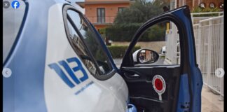 Nell’ambito della quotidiana azione degli Uffici operativi della Questura di Siracusa e dei Commissariati della provincia, finalizzata al contrasto del consumo e della vendita di sostanze stupefacenti, nella serata di venerdì, agenti delle Volanti, in servizio di controllo del territorio, hanno arrestato un giovane siracusano di 23 anni, per il reato di possesso ai fini dello spaccio di stupefacenti