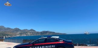 Nei giorni scorsi, in Letojanni, i Carabinieri dell’Aliquota Radiomobile della Compagnia di Taormina hanno arrestato un 22enne bangladese, in quanto ritenuto responsabile del reato di tentato furto aggravato in abitazione