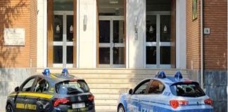 La Squadra Amministrativa della Divisione PASI della Questura, unitamente ai militari del Comando Provinciale della Guardia di Finanza e a personale dell’A.S.P/S.I.A.N. di Crotone, ha effettuato un controllo nei confronti di una attività di produzione e vendita di prodotti da forno, ubicata a Cutro