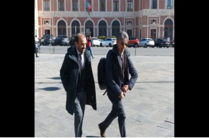 CROCE TRIBUNALE