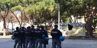 In seno al Comitato Provinciale per l’Ordine e la Sicurezza Pubblica, nell’ambito delle costanti iniziative tese al ripristino delle condizioni di legalità e di rispetto delle regole, è stata decisa una stretta al fenomeno delle baracche abusive costruite nelle adiacenze delle palazzine di edilizia popolare, in alcune zone ove, nel tempo, sono stati costruiti manufatti abusivi che contribuiscono ad alimentare un’immagine di degrado urbano e di diffuso senso dell’illegalità