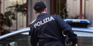 Un vero e proprio incubo quello vissuto da una donna di 47 anni di Roma: finita nel mirino di un criminale, è stata infatti aggredita all’interno di un condominio sulla via Cassia e solo l’intervento del marito e degli altri condomini ha evitato il peggio… la vittima, ancora sotto choc, ha riferito un racconto a dir poco agghiacciante